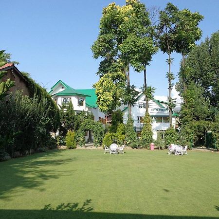 فندق ميراج Srīnagar المظهر الخارجي الصورة